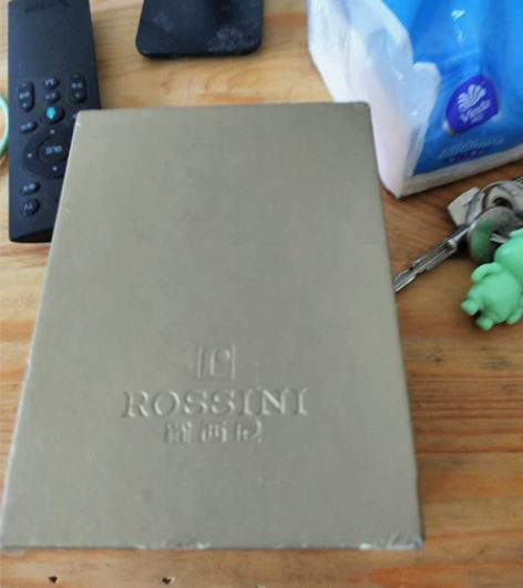 罗西尼女士机械表 感兴趣的话点“我想要”和...