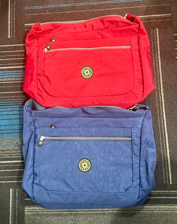 2021新款时尚百搭中年单肩斜挎女包