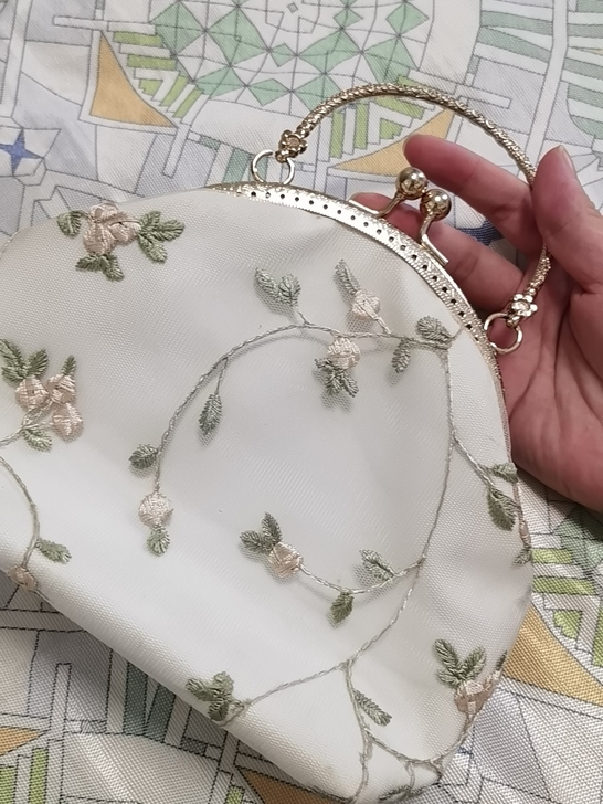 文艺手提小包包，用了一段时间的，超低价包邮...