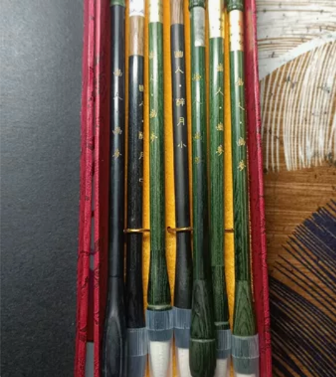 主要是兼毫，就2支是纯羊毫 已开笔的基本都...