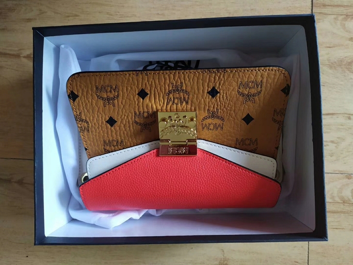 名媛淑女小众挎包风琴包，全新，盒子防尘袋都...