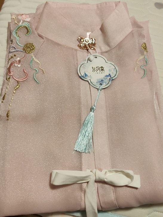 东月棠护花铃上衣立领粉红色s码全新带吊牌