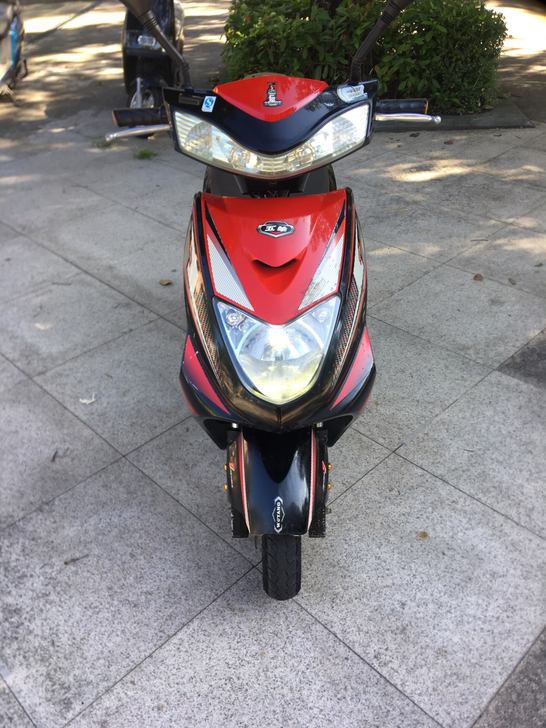 精品原装五羊60v20a电动车 高配碟刹成...