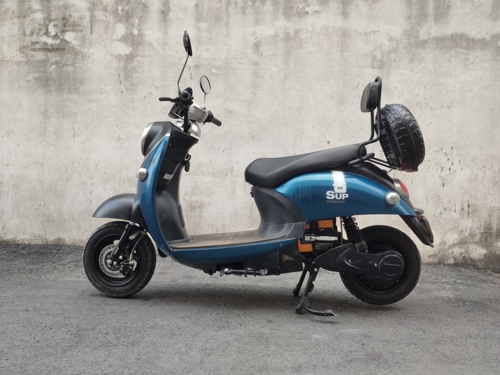 五羊小绵羊电动车，60伏20安铅酸电池不能...