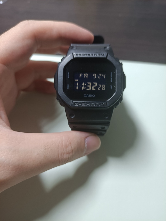 卡西欧小方块，dw5600bb，纯黑反显，...