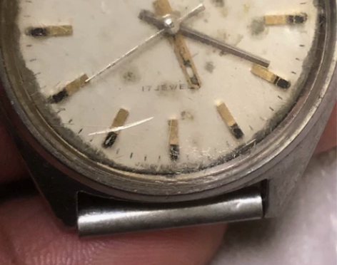 精工牌老手表，品相不好！ 机芯可以能走时，...