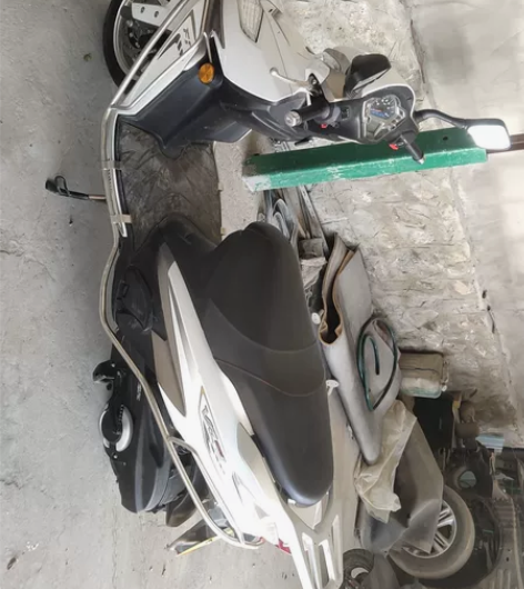 豪爵踏板150手续齐全可过户无瑕疵2000...