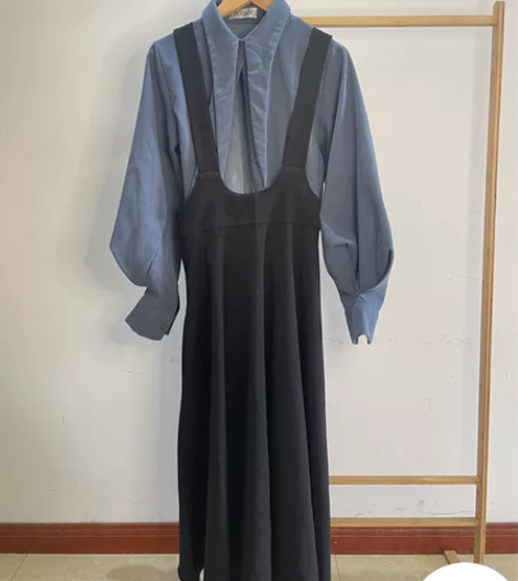 背带裙套装M码9新 无瑕疵 灰蓝色衬衣+黑...