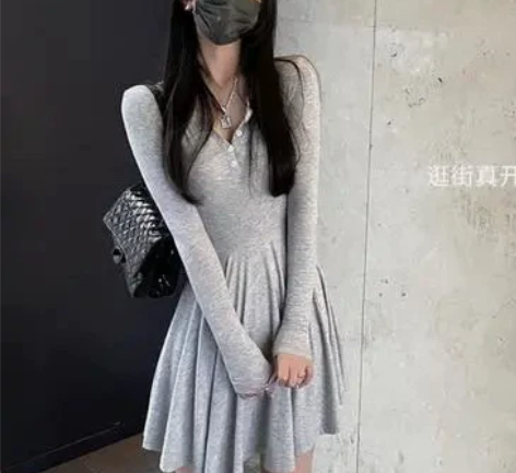 赫本风法式连衣裙 感兴趣的话点“我想要”和...