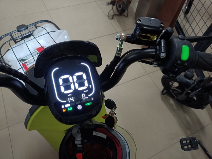 台铃48V24a台铃电动车。星恒锂电池。智...