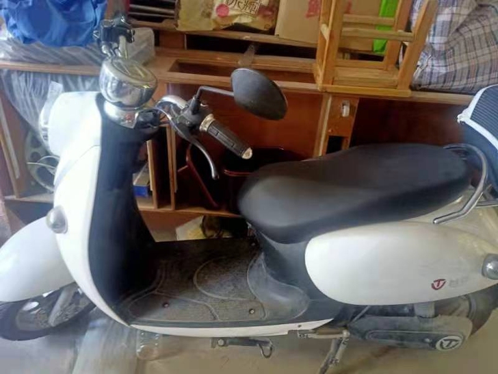 台铃电动车,60v20a,跑四十公里没问题...