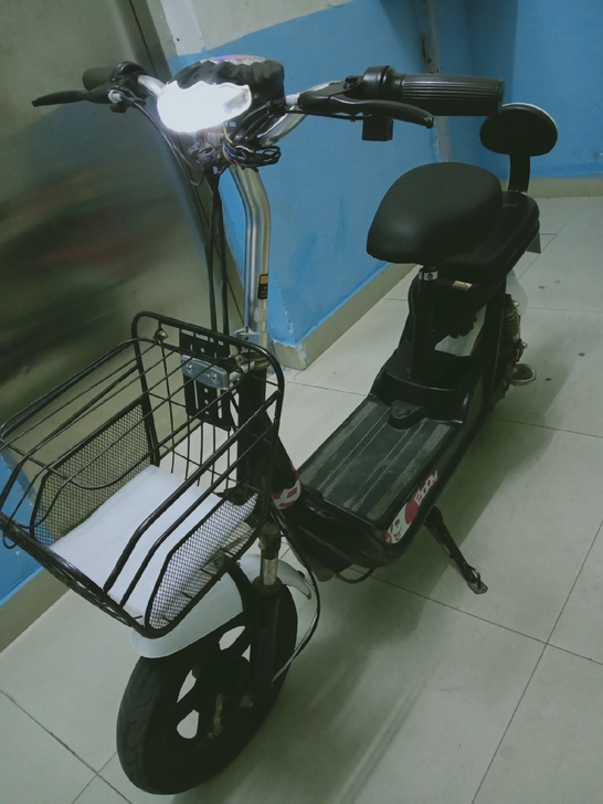 出一台台铃电动车，48伏电池。电池满电还可...