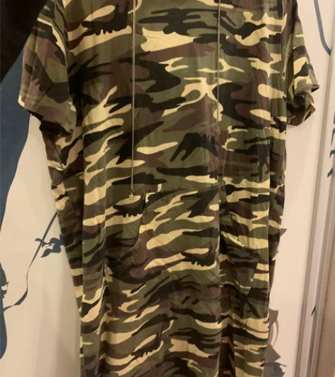 迷彩长裙 品牌型号 ：Beans 新旧程度...