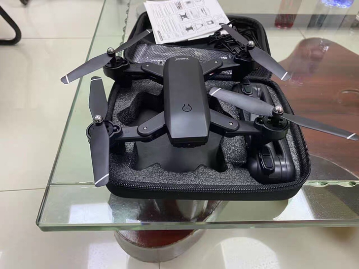 个人闲置无人机 哥哥送的不玩 也退不了了就...
