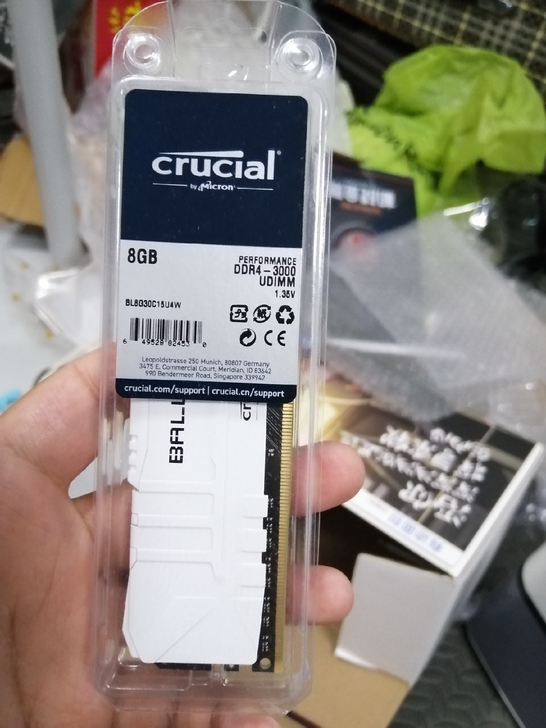 全新的英睿达 3000 8g内存条，英睿达...