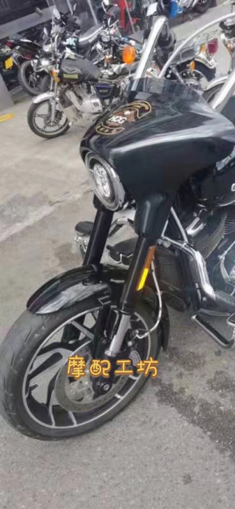 哈雷凌动滑翔改装加长前挡泥板