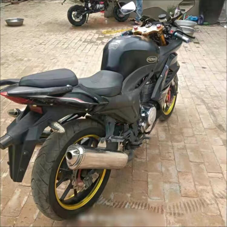 闲置一台摩托车 低价出售