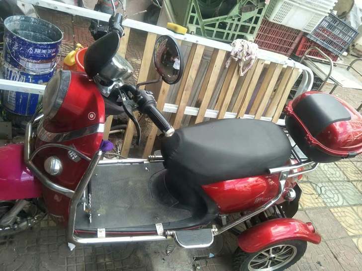 72伏电三轮助力车，带娃买菜神器，双钥匙防...