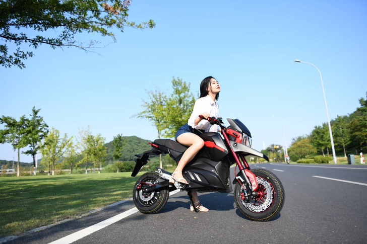 品牌型号 M5 新旧程度全新转手原因小电猴...