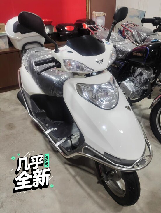 神鹰踏板摩托车，买来不到三个月，因回家不便...
