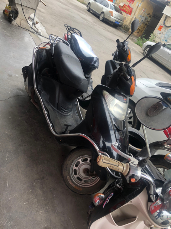 助力车 踏板摩托车125，喜欢联系，车况
