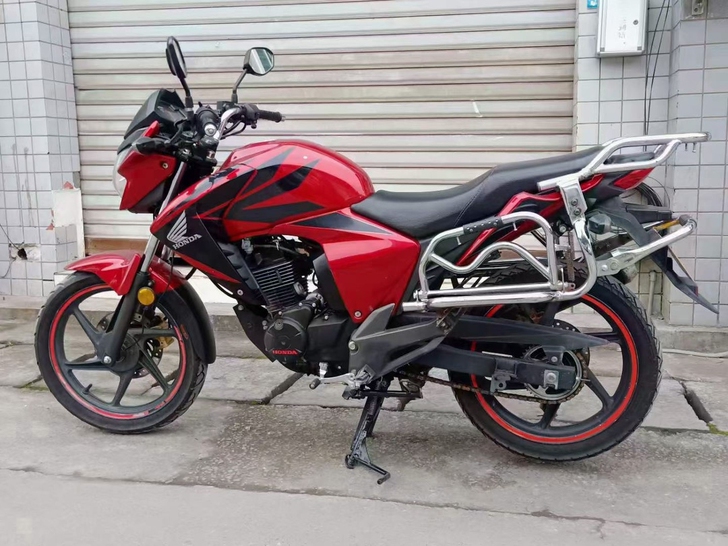 精品 五羊本田幻影150cc  9成新以上...