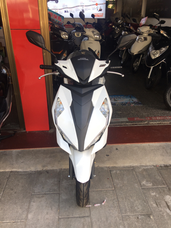 五羊本NX125