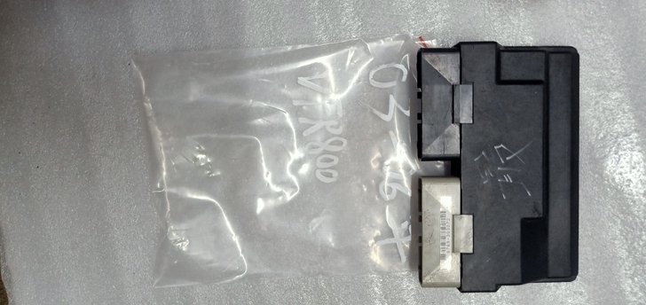 ⅤFR800  03-06年原装点火器 整...