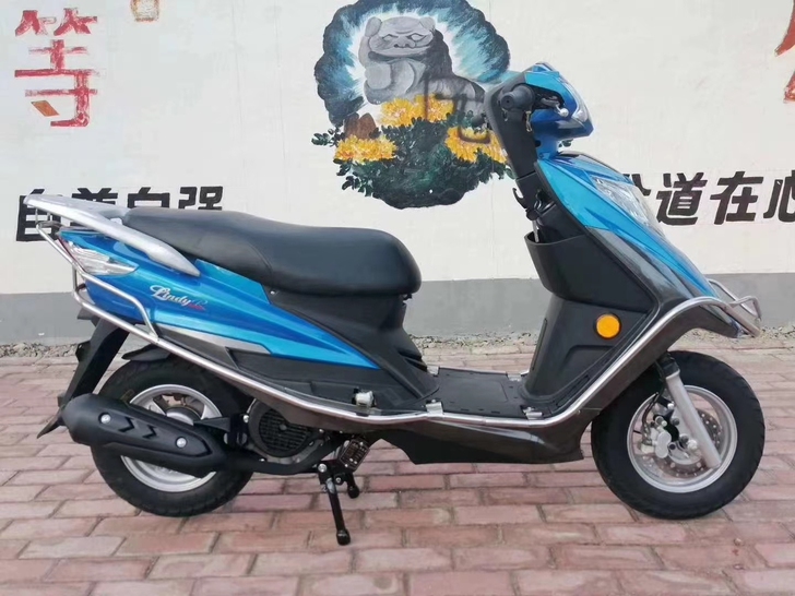 二手摩托车，踏板车，女装车精品豪爵灵迪，二...