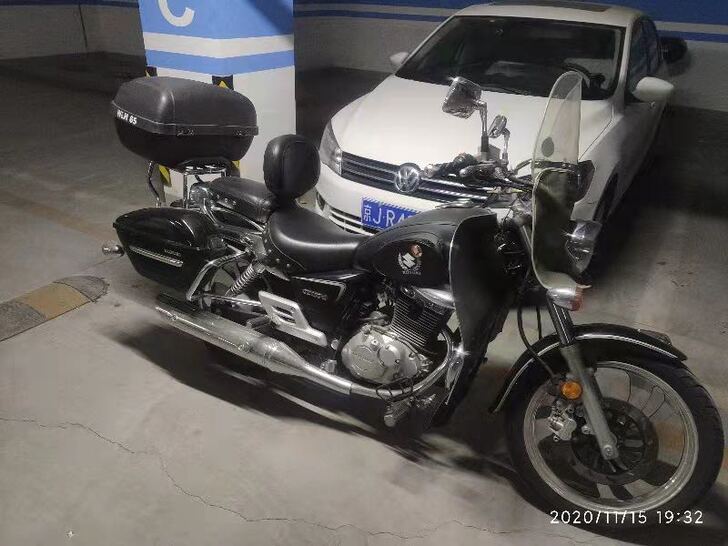 二手摩托车18年5月的车，非私的户，免过户...