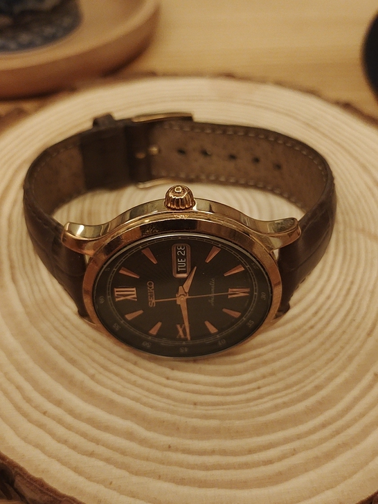 8成5新品牌型号 日本精工机械表新旧程度8...