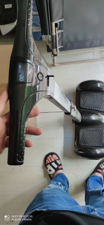 扭扭车平衡车手扶杆平衡车出售，功能一切正常...