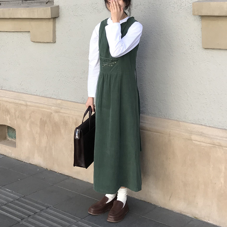 连衣裙  仅试穿 因为买小了  可以放心入手