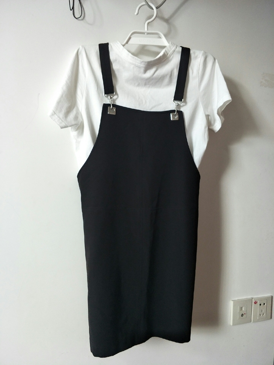 EICHITOO 爱居兔 背带裙 黑色 m...