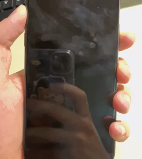 换了13  出iphone x  美版有锁...