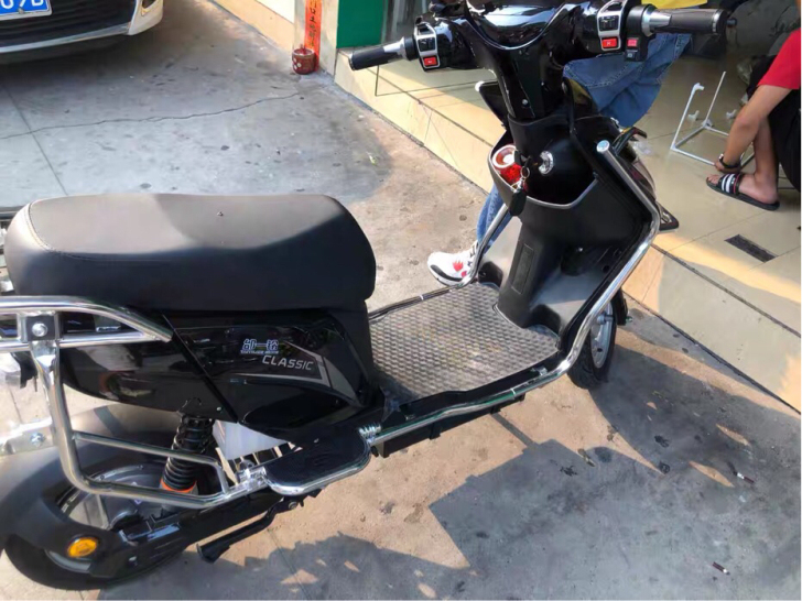 电瓶车骑了半年了  新国标  48v  3...