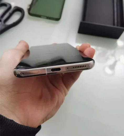 小米11U，12+256，白色。9.9新，...