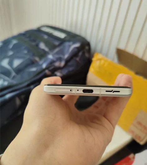 出一个自用红米k40gaming 红米K4...