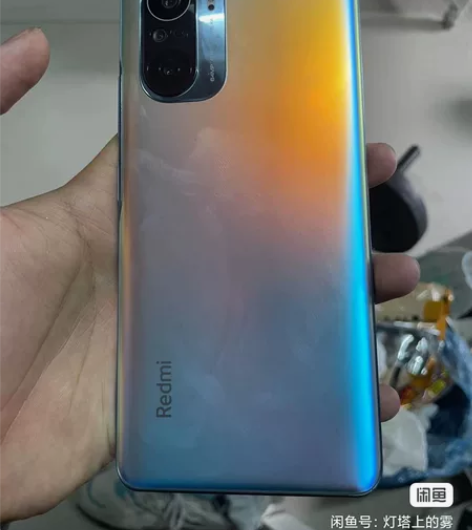 红米k40pro8+256， 外屏碎，不影...