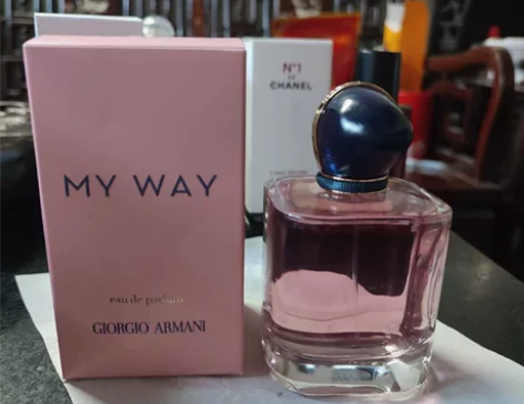 自我无界香水90毫升 自用香水,仅用过一二...