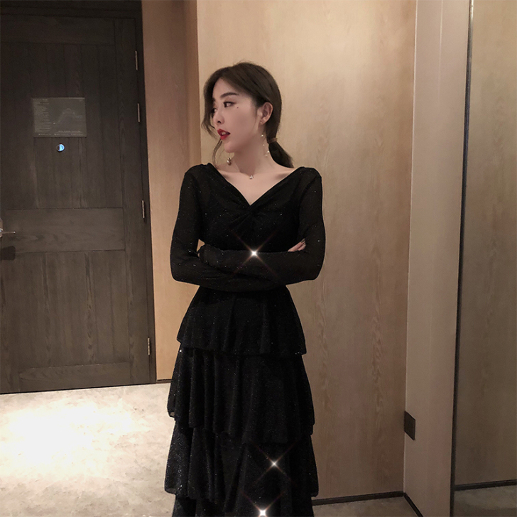 ByYou春季新款性感黑色v领针织连衣裙女...