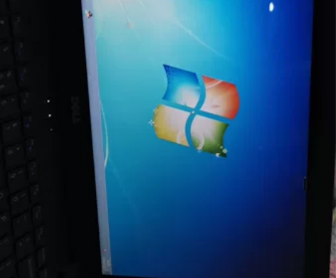 戴尔VOSTRO 5460，皮毛好，颜色好。14寸，自己换的...