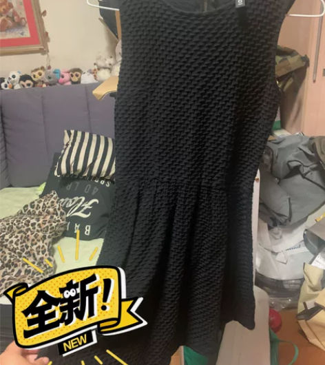 H##amp；amp；M 黑色无袖可爱娃娃...