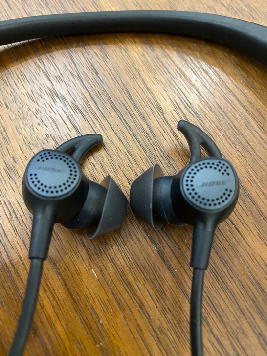 Bose qc30 九成新以上单机一个，降...