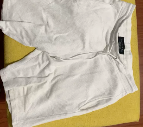 Zara 男士短裤 M 31 感兴趣的话...
