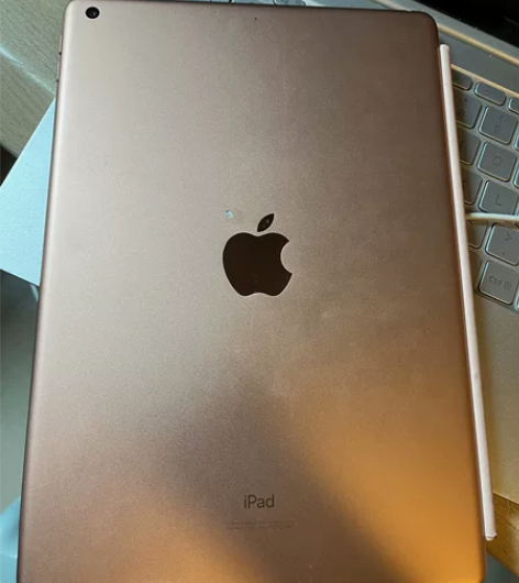 ipad 7  2019版本 32G 95...