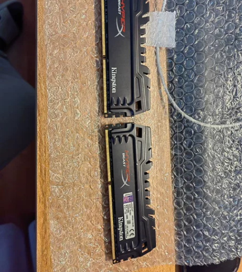 金士顿hyerx beast DDR3 2...