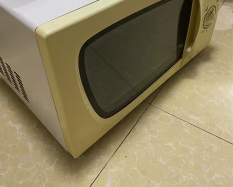 经典美的微波炉，闲置出，使用正常 感兴趣的...