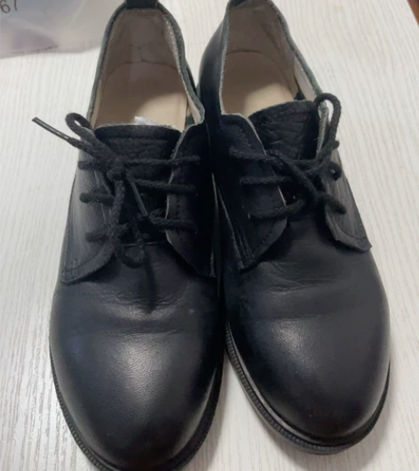 #少见的限量款 #炸街必备潮鞋 #百搭低跟...