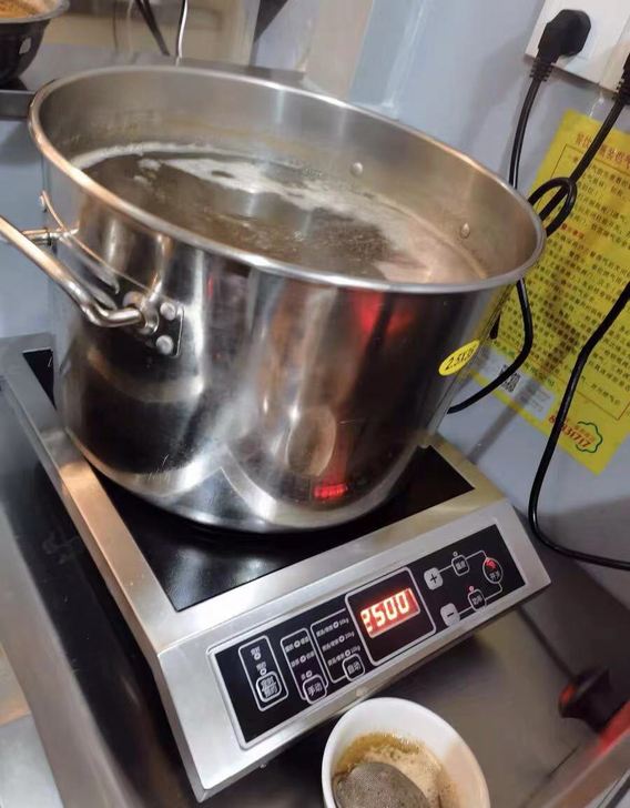 大功率商用电磁炉平面3500w超值推荐不锈...